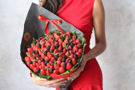 Вкусные букеты для женщин