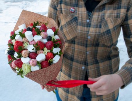 Съедобные букеты для женщин