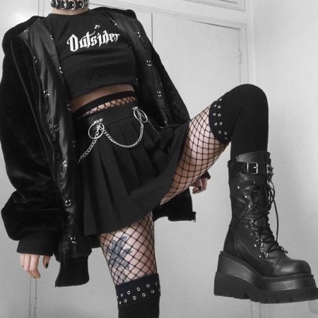 Goth outfit грандж 2020 одежда