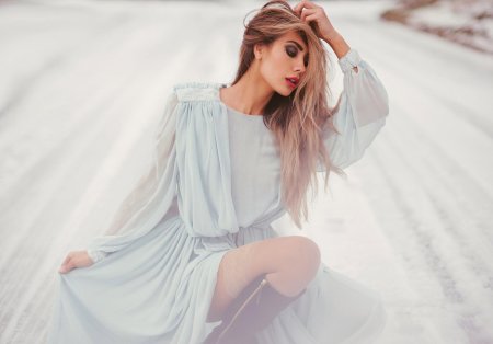 Зимнее свадебное платье