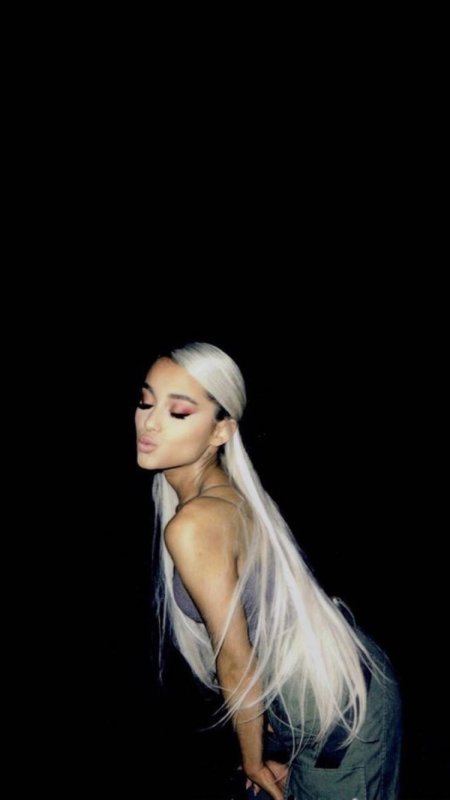 Ariana grande sweetener