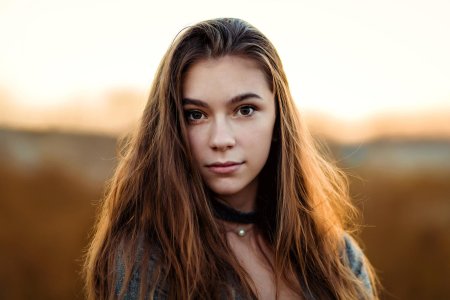 Женщины брюнетки