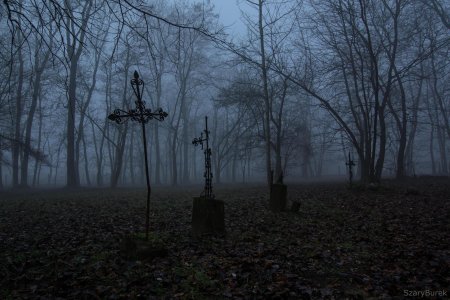 Кладбище мрачное
