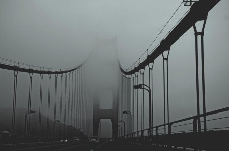 Мост в тумане