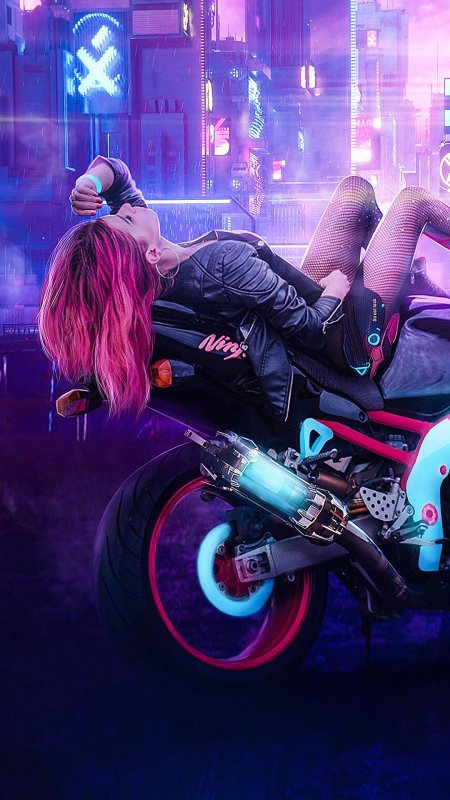 Cyberpunk девушка на мотоцикле