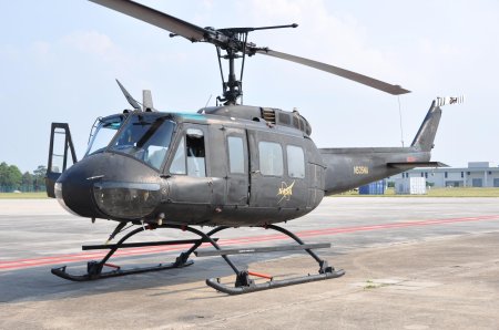 Bell uh 1 iroquois вьетнам
