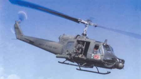 Bell uh 1 iroquois вьетнам