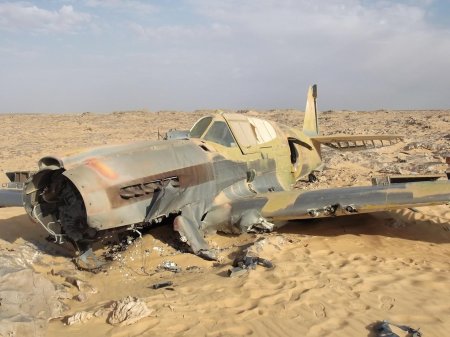 Kittyhawk p-40 в пустыне