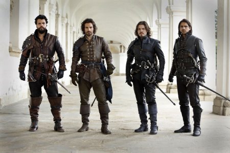 Мушкетеры сериал портос