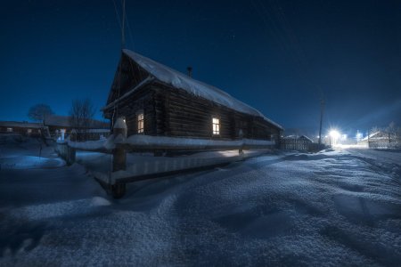 Деревня ночью зимой
