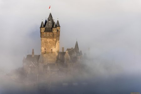 Замок райхсбург германия