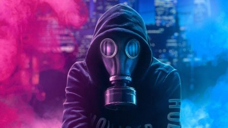 Люди в противогазах