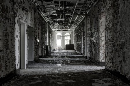 Заброшенная психиатрическая больница коридор