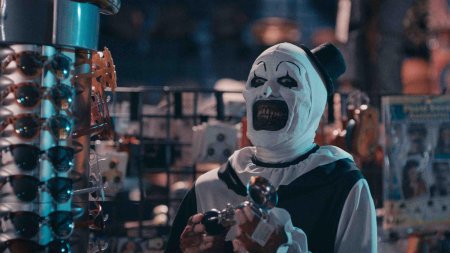Ужасающий 2 terrifier 2 2022
