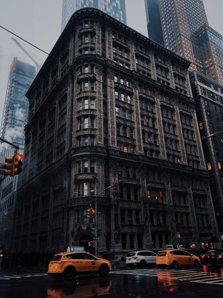 Alwyn court new york