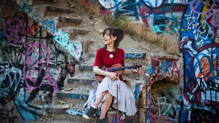 Lindsey stirling