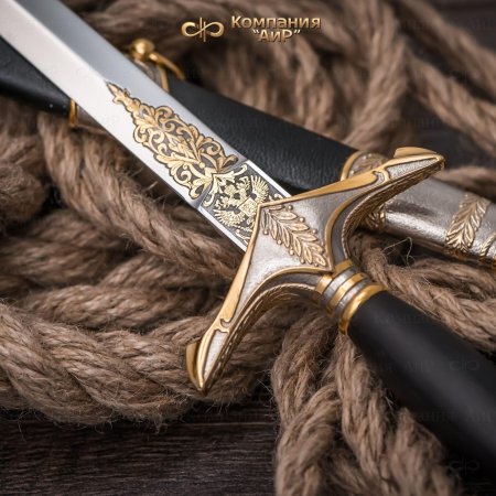 Красивые кинжалы