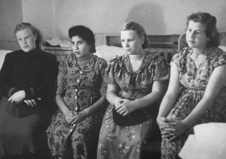 Советская женщина