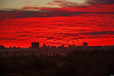 Закат красный