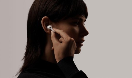 Apple airpods pro в ушах