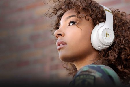 Beats studio wireless на голове