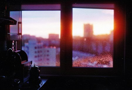 Закат в окне