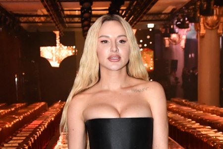 Anna asti певица