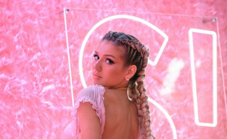 Ариана гранде 7 rings