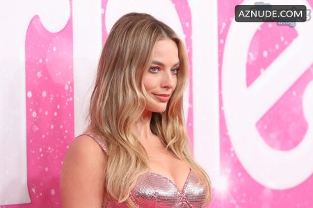 Margot robbie barbie