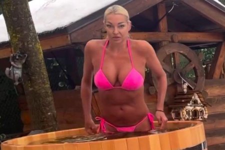 Анастасия волочкова в купели
