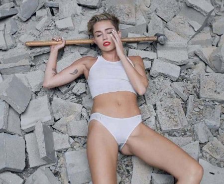 Wrecking ball майли сайрус