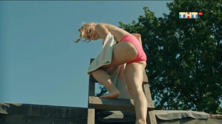Анастасия акатова в купальнике в сериале жуки