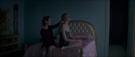Джена мэлоун неоновый демон фильм 2016