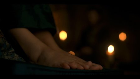 Оливия кук feet