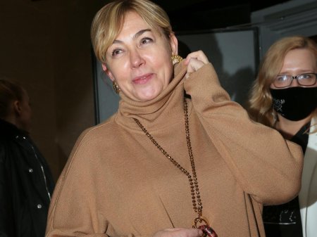 Арина шарапова 2022