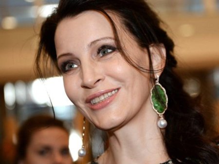 Крюкова евгения актриса биография и личная жизнь