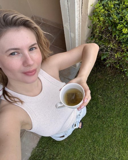 Anna tsukanova