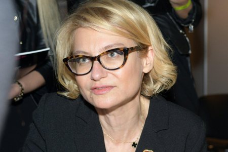 Эвелина хромченко стрижка