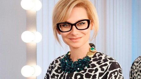 Эвелина хромченко очки