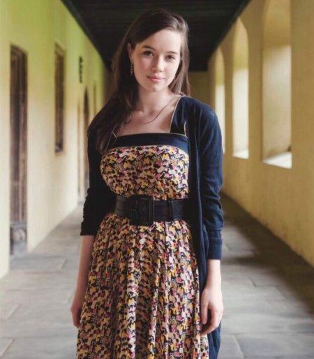 Anna popplewell