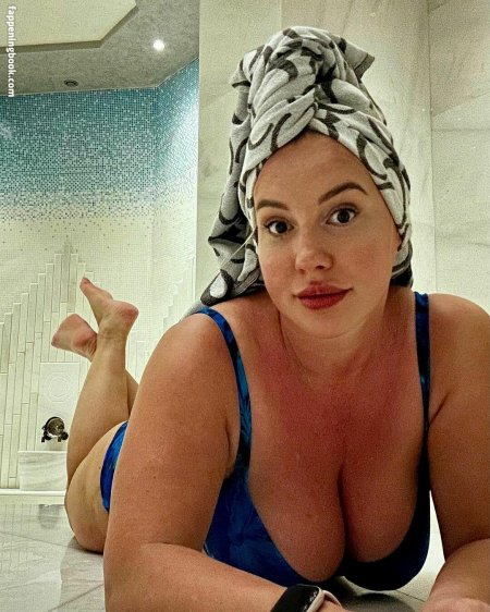 Телеведущая екатерина андреева