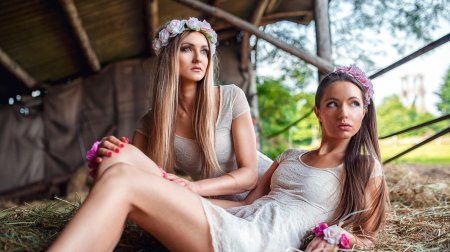 Фотосессия двух девушек