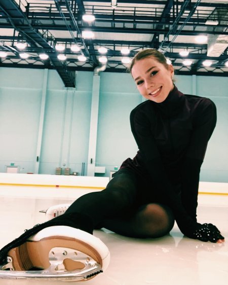 Лиза нугуманова фигуристка