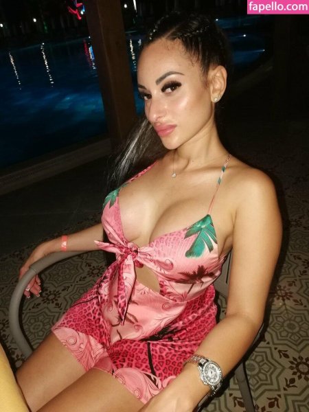Alexia_inguanzo
