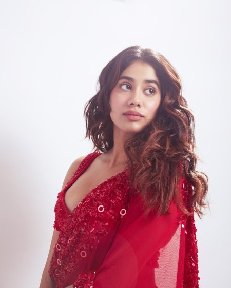 Janhvi kapoor
