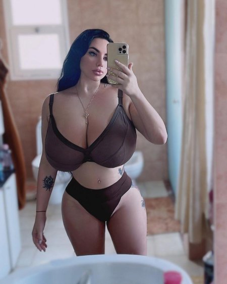 Anastasia berthier artdikaya
