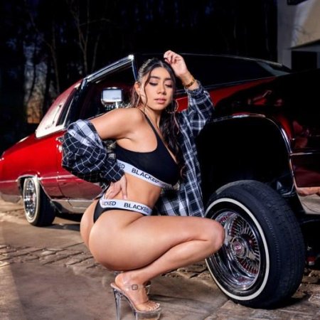 Violet myers tushy