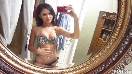Ariana marie
