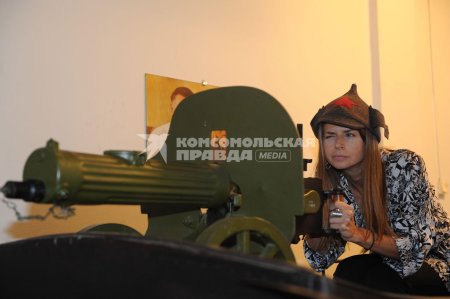 Анка пулемётчица