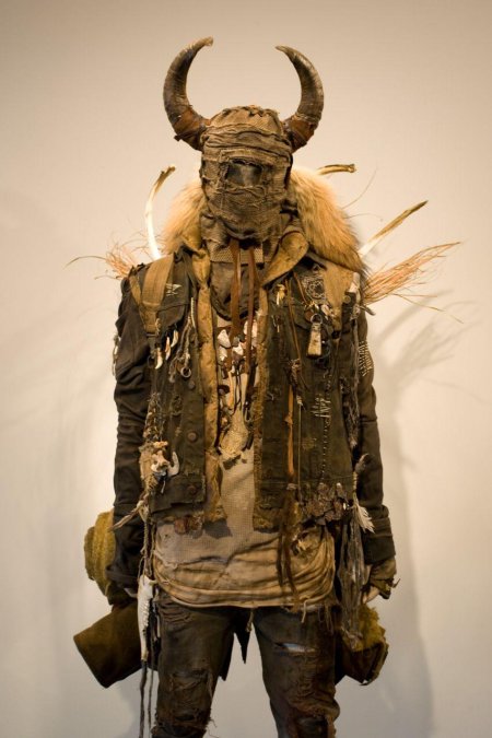 Post apocalyptic art одежда